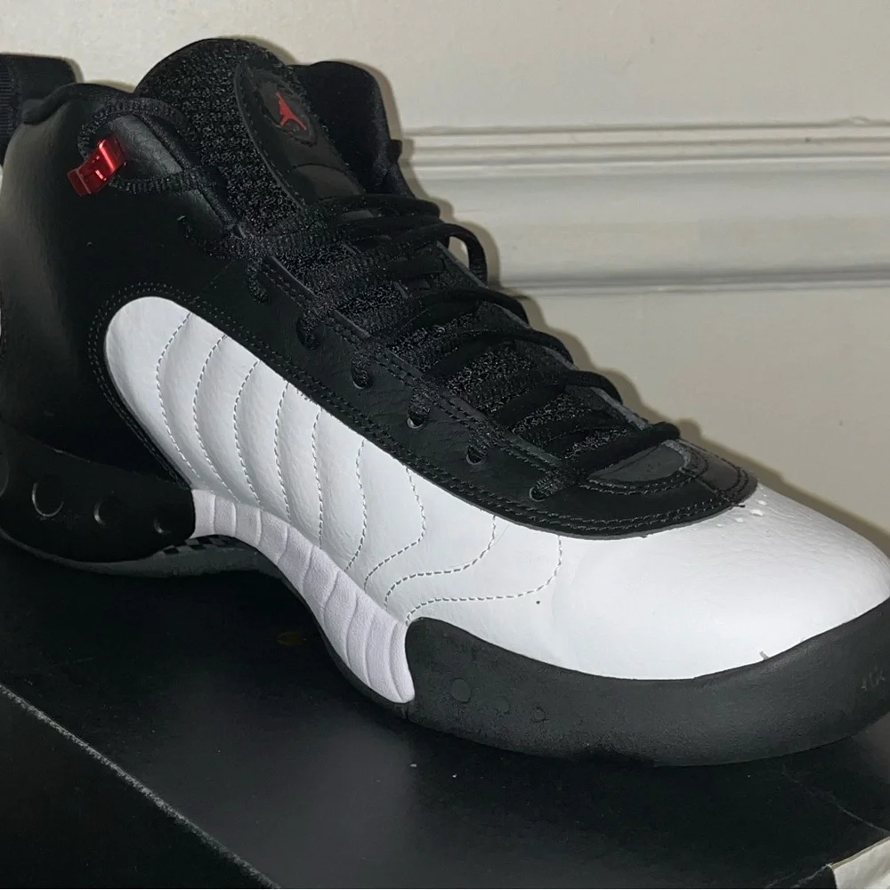 Air Jordan Jumpman Pro Mid-Top Basketball Sneakers in Black, White & Red